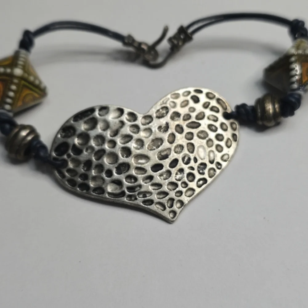 Handmade‎ Silver Heart Bracelet with Beaded Accents